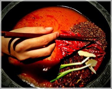 重慶一次性火鍋紅油廠家，學(xué)會(huì)吃火鍋不再上火