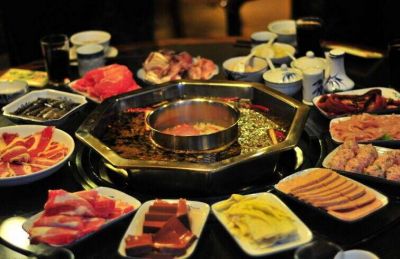 重慶火鍋底料廠，一年四季中的飲食必備