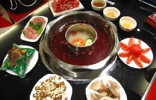 重慶火鍋底料廠，尋覓麻辣，體驗地道