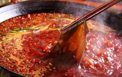 重慶火鍋底料工廠，春天吃火鍋必講究攻略