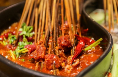 為何串串香火鍋底料如此美味？秘訣何在？