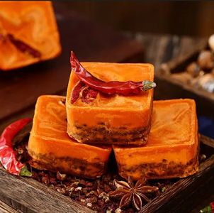 重慶火鍋混合油獨特風(fēng)味何來？揭秘熬制秘訣！