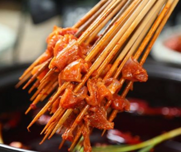 串串香美味背后：專用底料制作工藝復(fù)雜程度探秘？