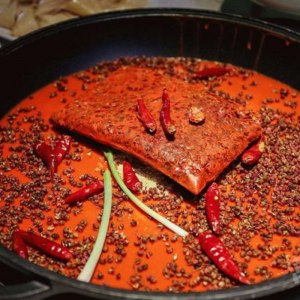火鍋精髓何在？源頭廠家揭秘底料獨(dú)特優(yōu)勢(shì)