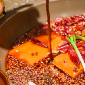 哪能找到正宗重慶火鍋底料廠家，風(fēng)味不妥協(xié)？