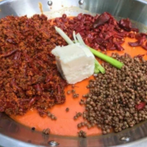 如何尋覓正宗重慶火鍋底料生產(chǎn)廠家？